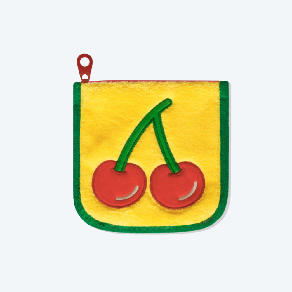 Astuccio imbottito Cherry rosso con ricamo ciliegie